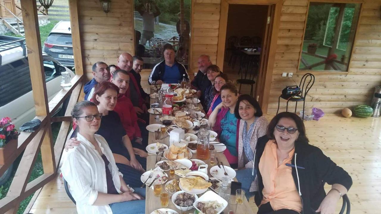Hotel Ushba Hill Mestia Zewnętrze zdjęcie