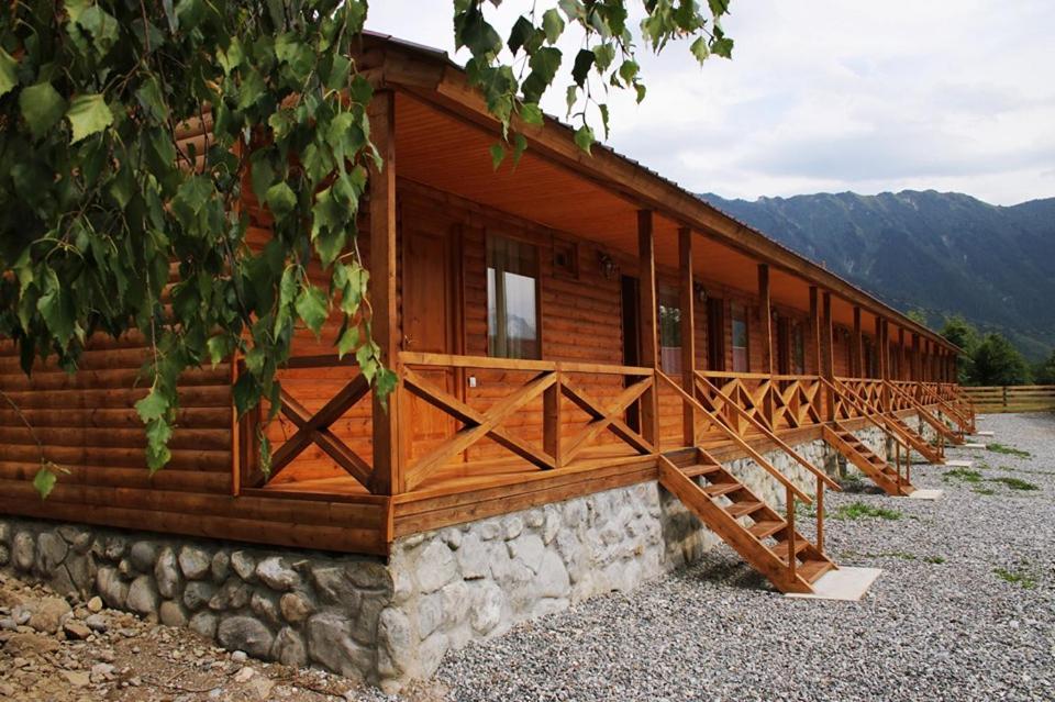 Hotel Ushba Hill Mestia Zewnętrze zdjęcie