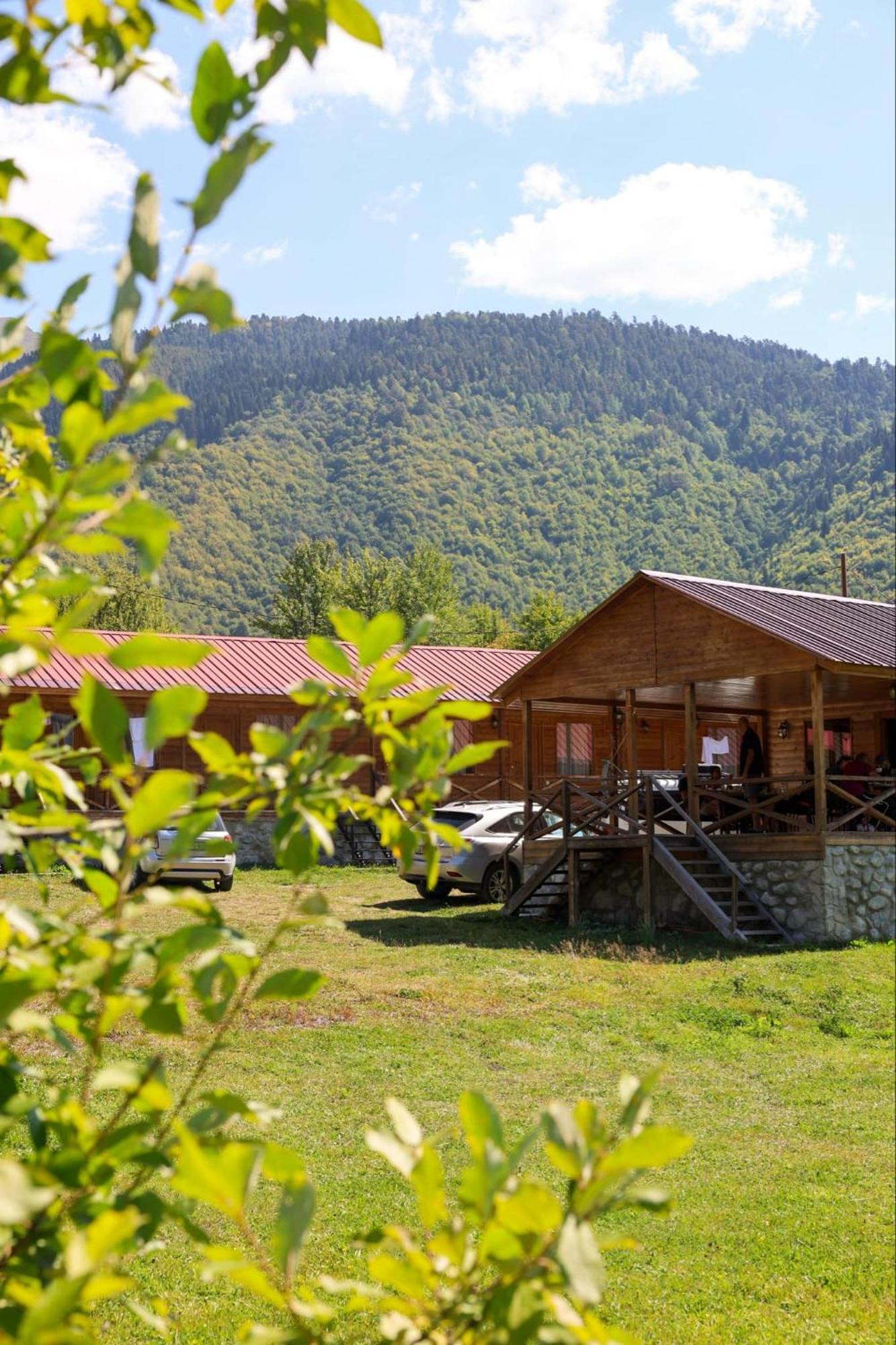 Hotel Ushba Hill Mestia Zewnętrze zdjęcie