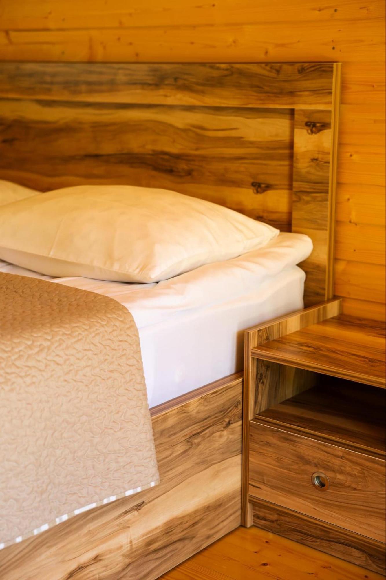 Hotel Ushba Hill Mestia Zewnętrze zdjęcie