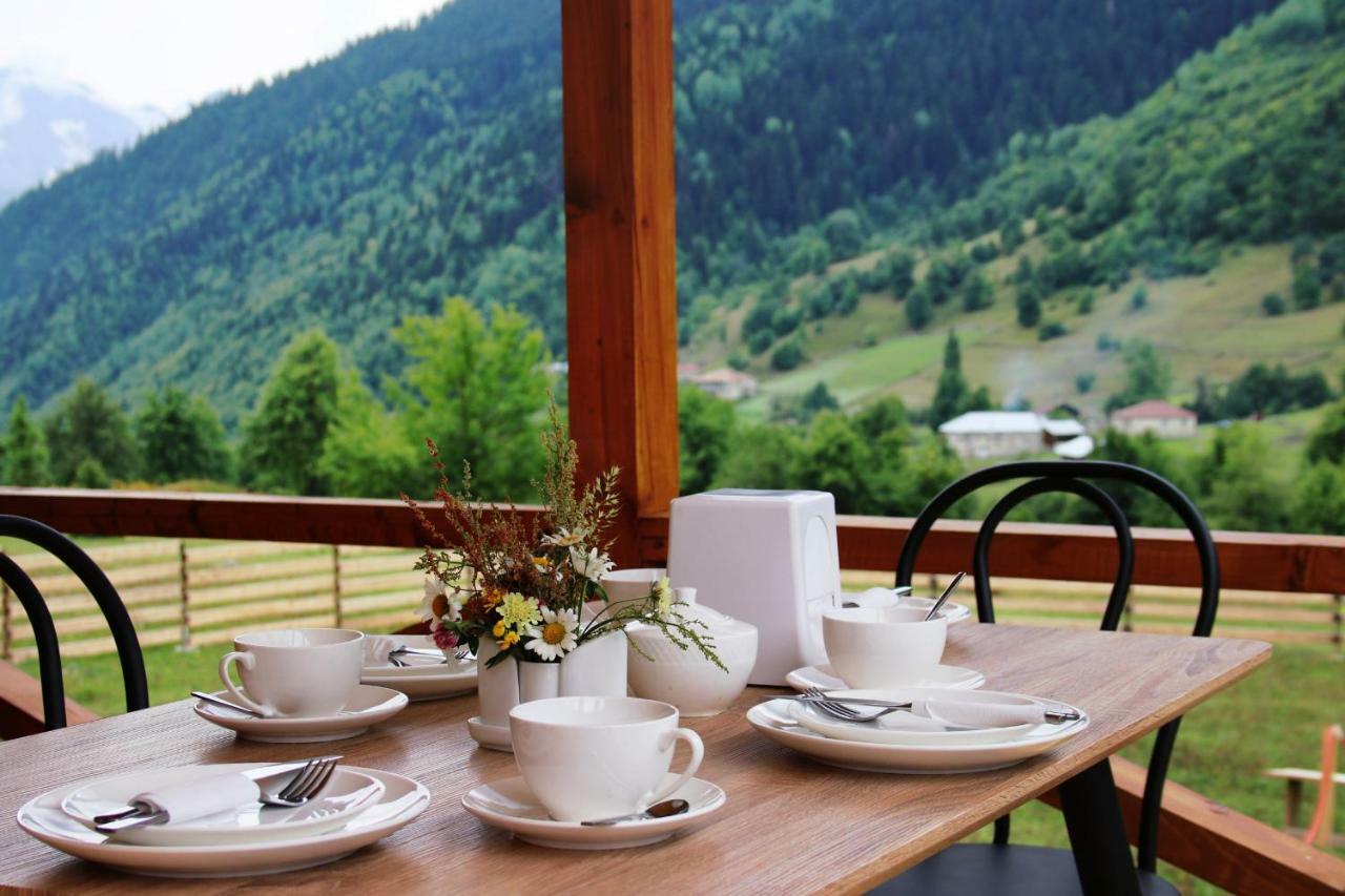 Hotel Ushba Hill Mestia Zewnętrze zdjęcie